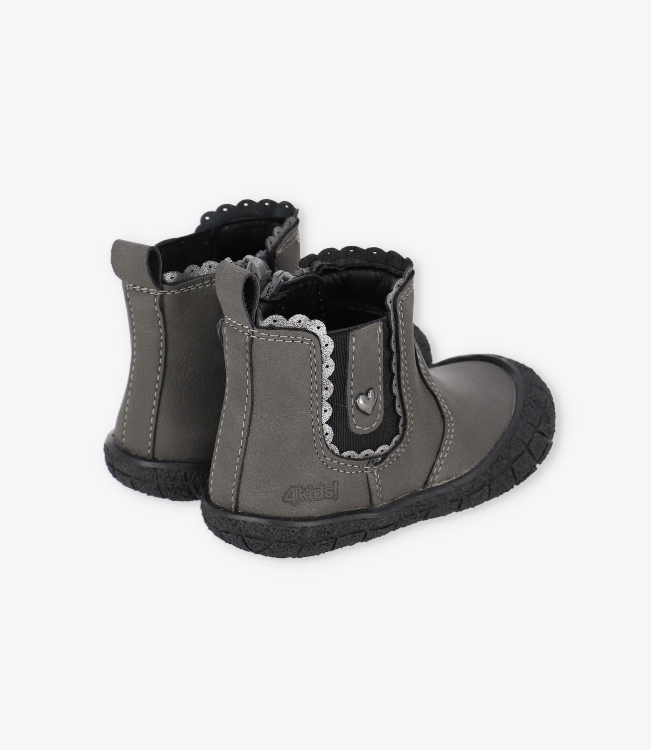 Bota bebé niña con corazón