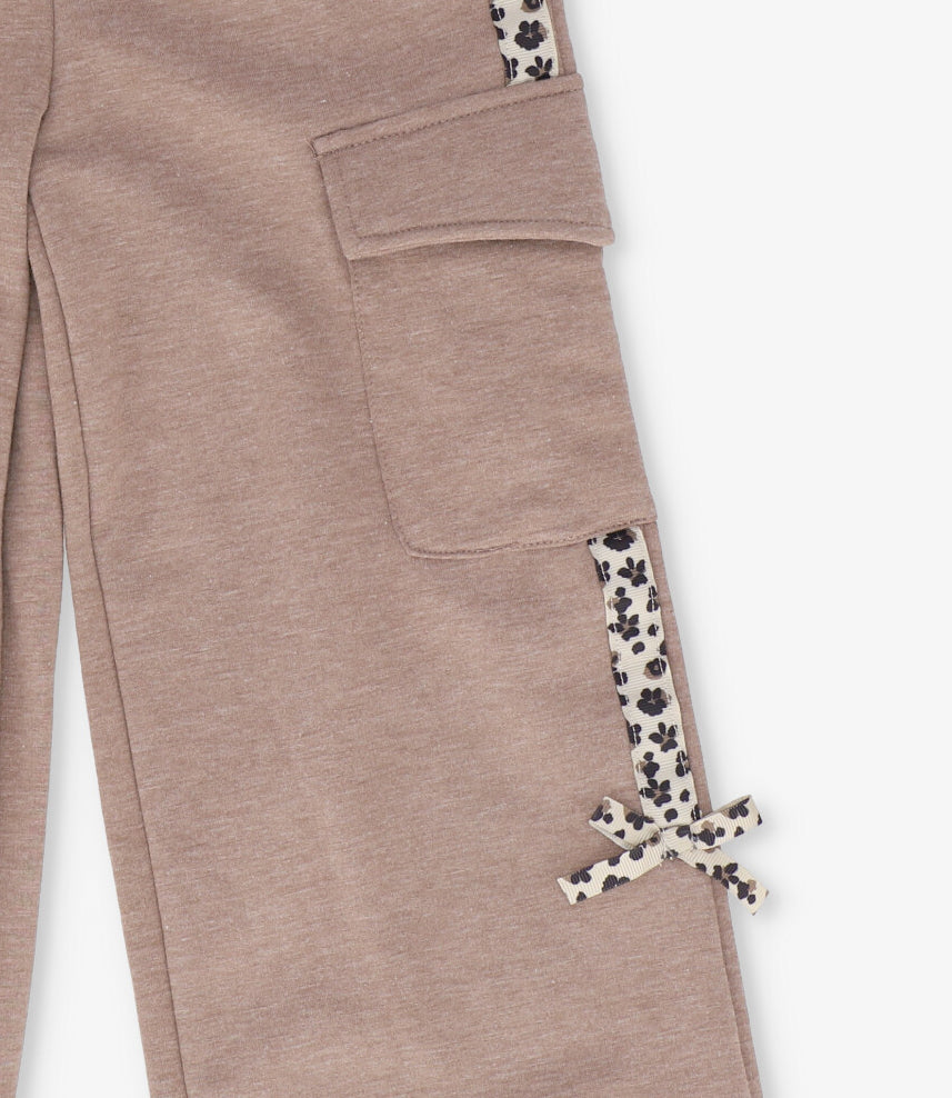 Pantalón buzo niña cargo 2 años / Café