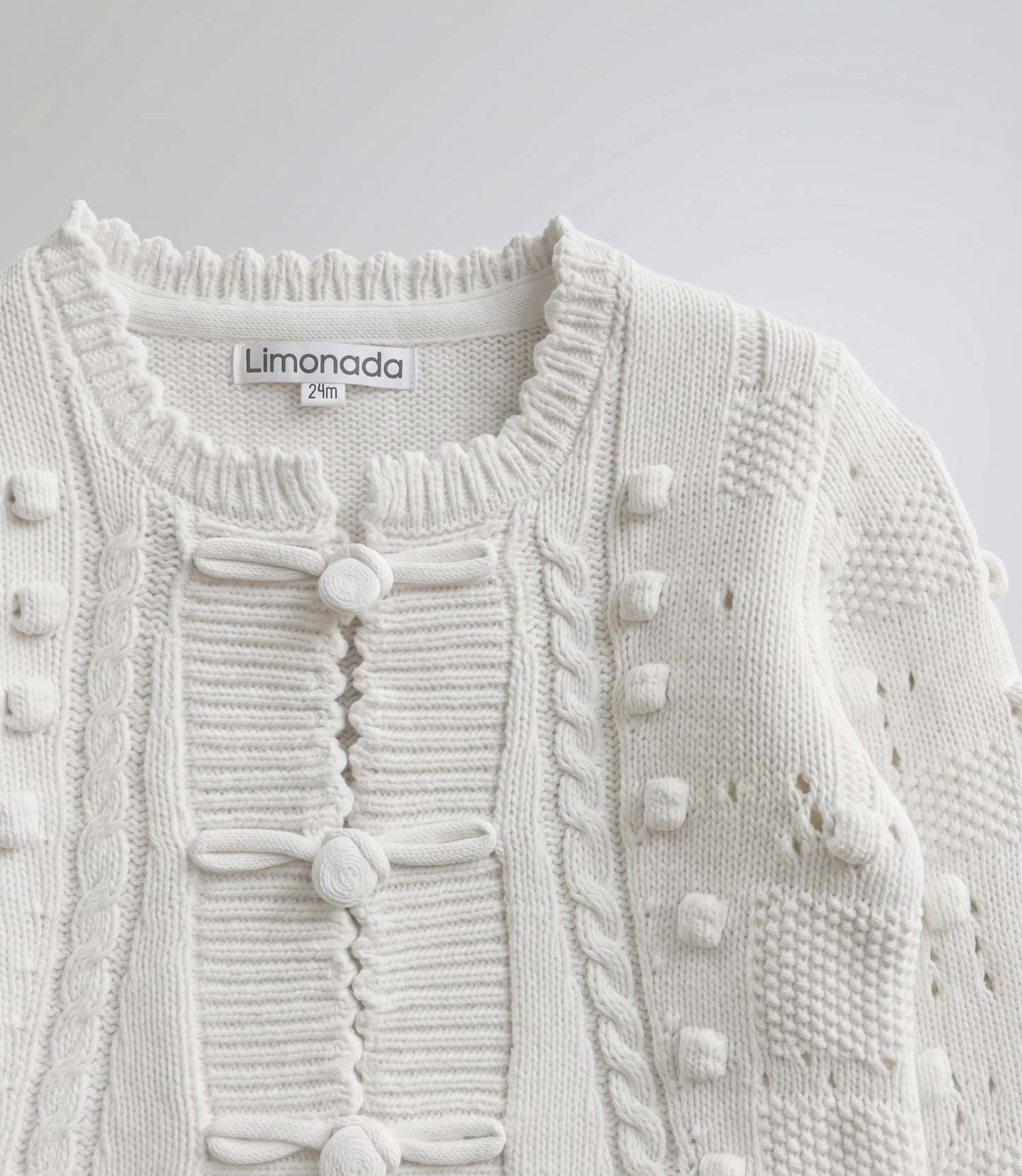 Chaleco bebé cardigan con bordados 3 meses / Crudo