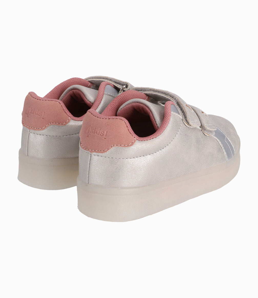 Zapatilla Con Estrellas Niña Base Gris