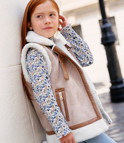 Chaqueta niña de gamuza sin mangas