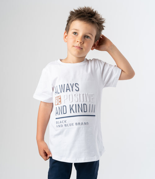 Polera niño con relieve