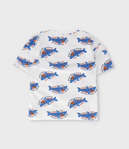 Polera niño con tiburones