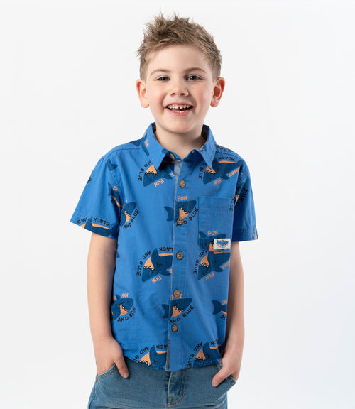 Camisa niño con tiburones 2 años / Blanco