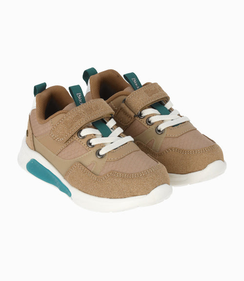 Zapatilla niño con luces
