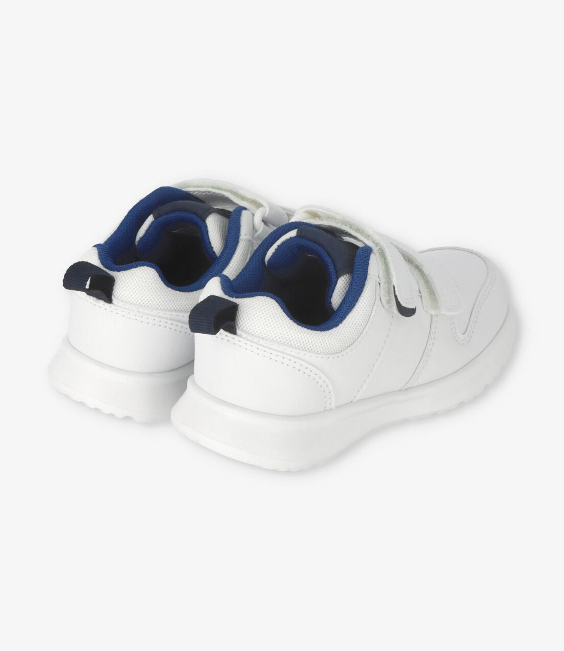 Zapatilla niño escolar