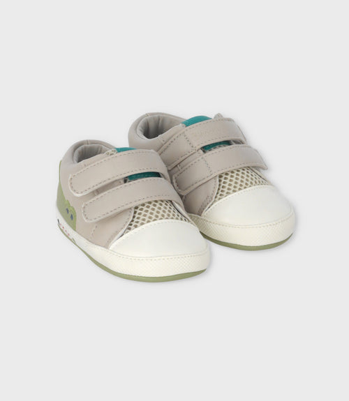 Zapatilla recién nacido baby croc 15 / GRIS