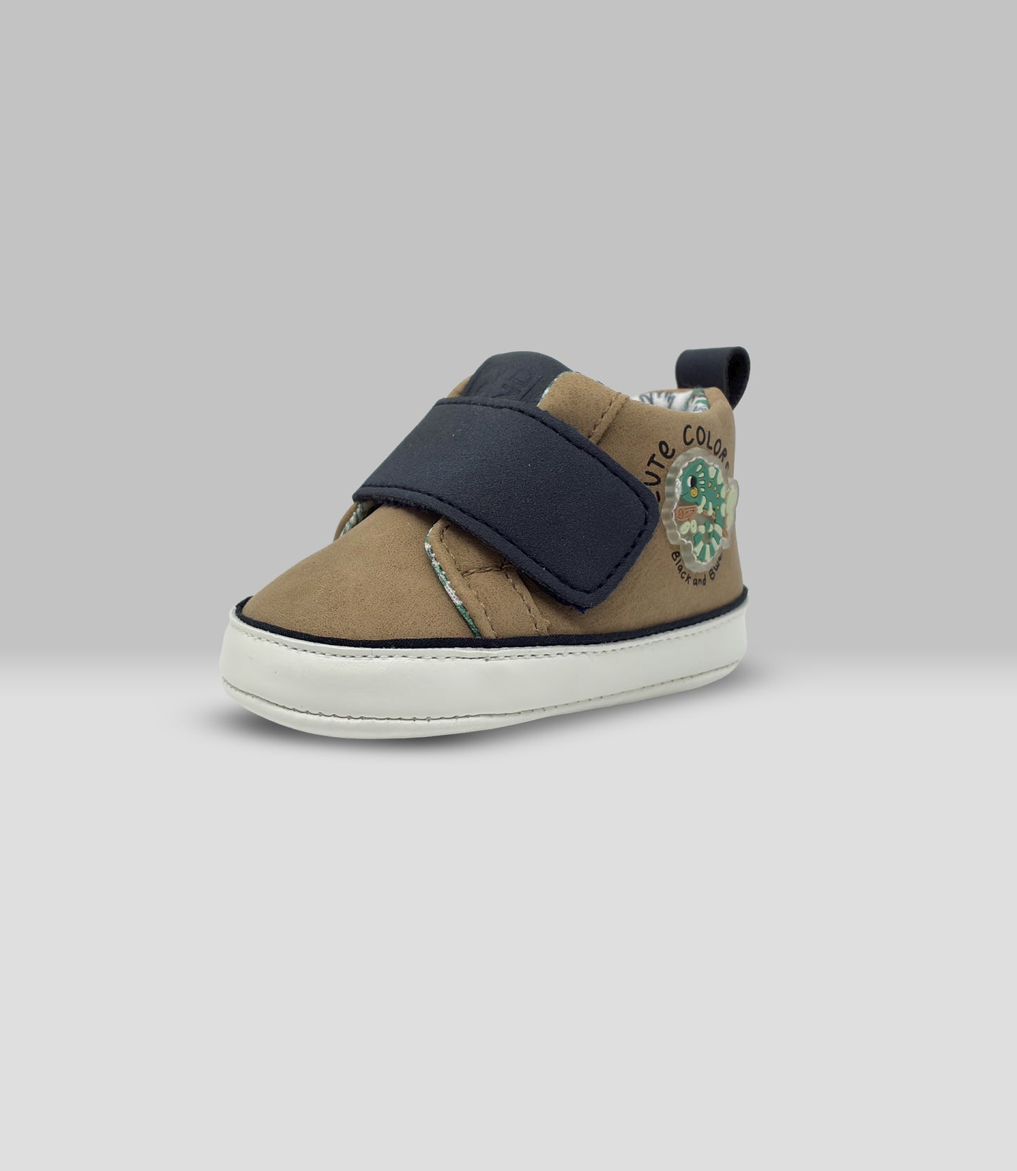 Zapatilla recién nacido con camaleón 15 / Beige