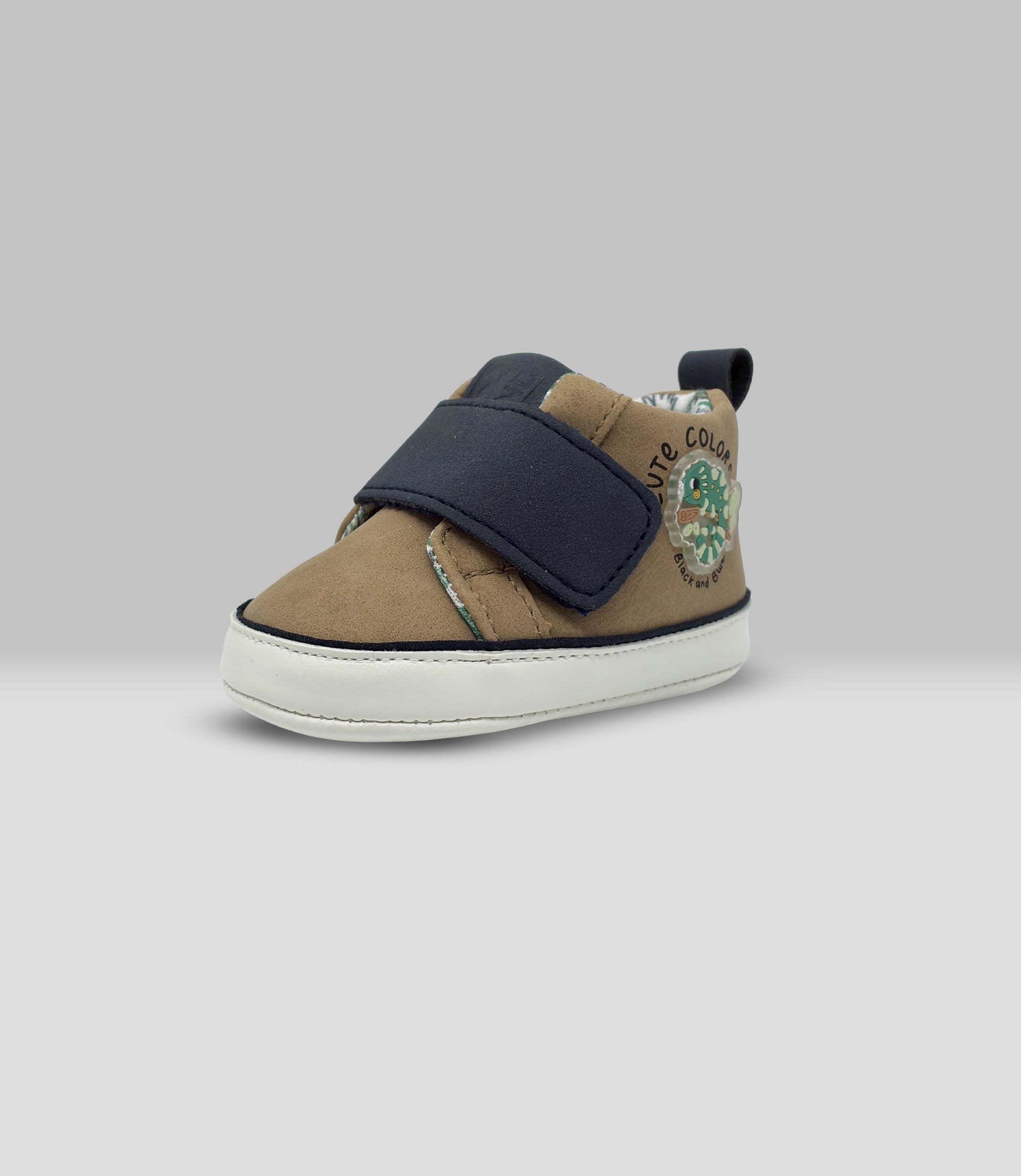 Zapatilla recién nacido con camaleón 15 / Beige