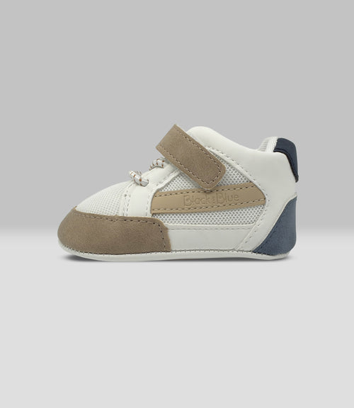 Zapatilla recién nacido con velcro 15 / Blanco