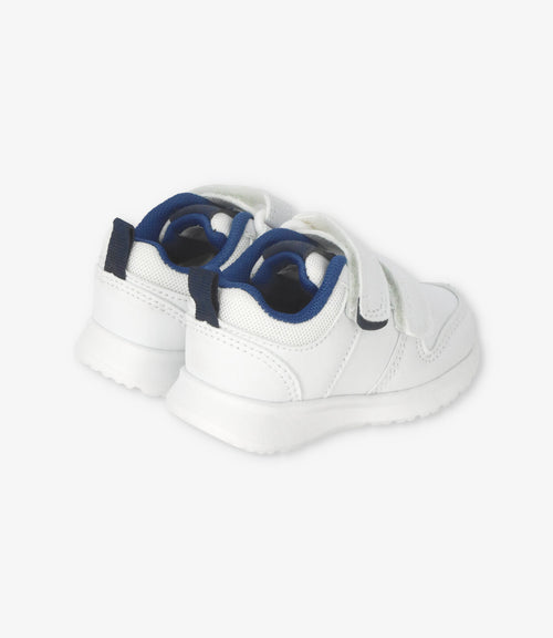 Zapatilla bebé niño escolar