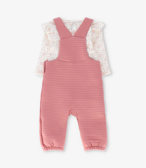 Jardinera recién nacida con body