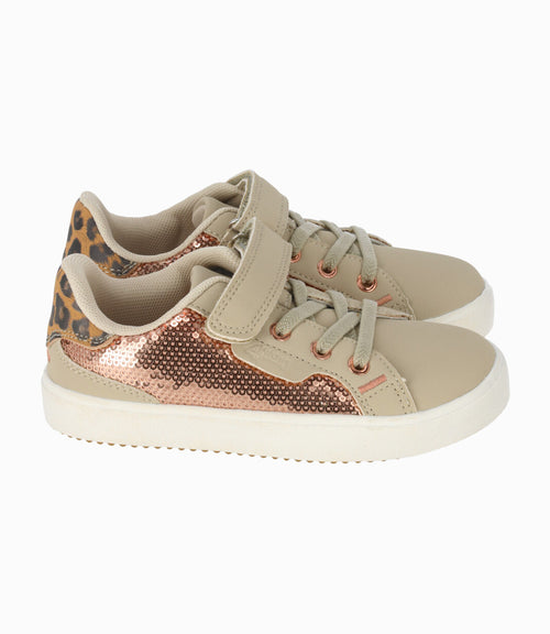 Zapatilla niña con lentejuelas