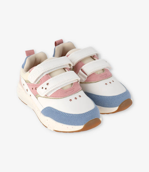 Zapatilla niña con diseño