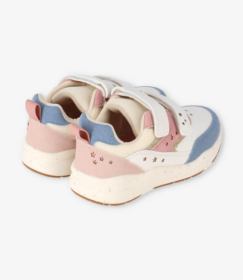 Zapatilla niña con diseño