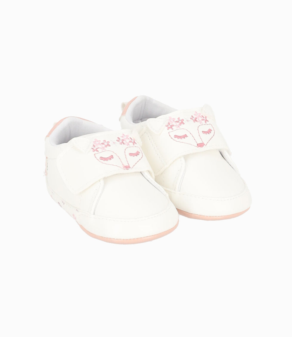 Zapatilla recién nacida con diseño 15 / Blanco