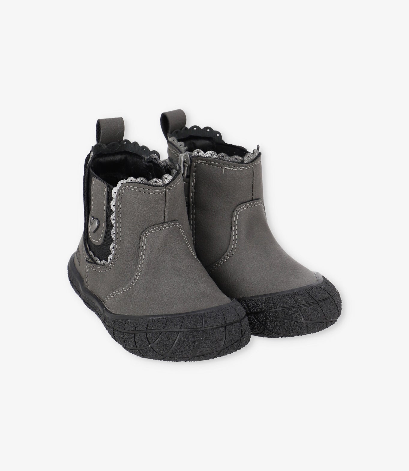 Bota bebé niña con corazón