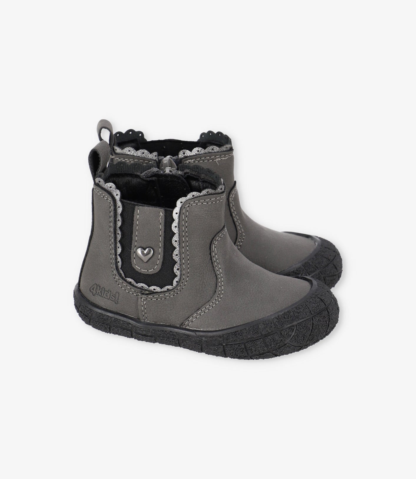 Bota bebé niña con corazón