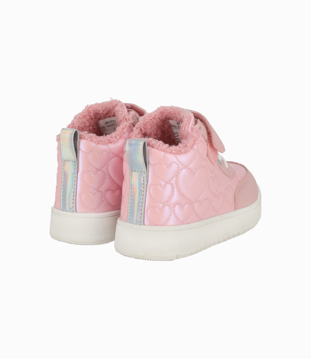 Zapatilla Bebé Niña Corazones Con Chiporro