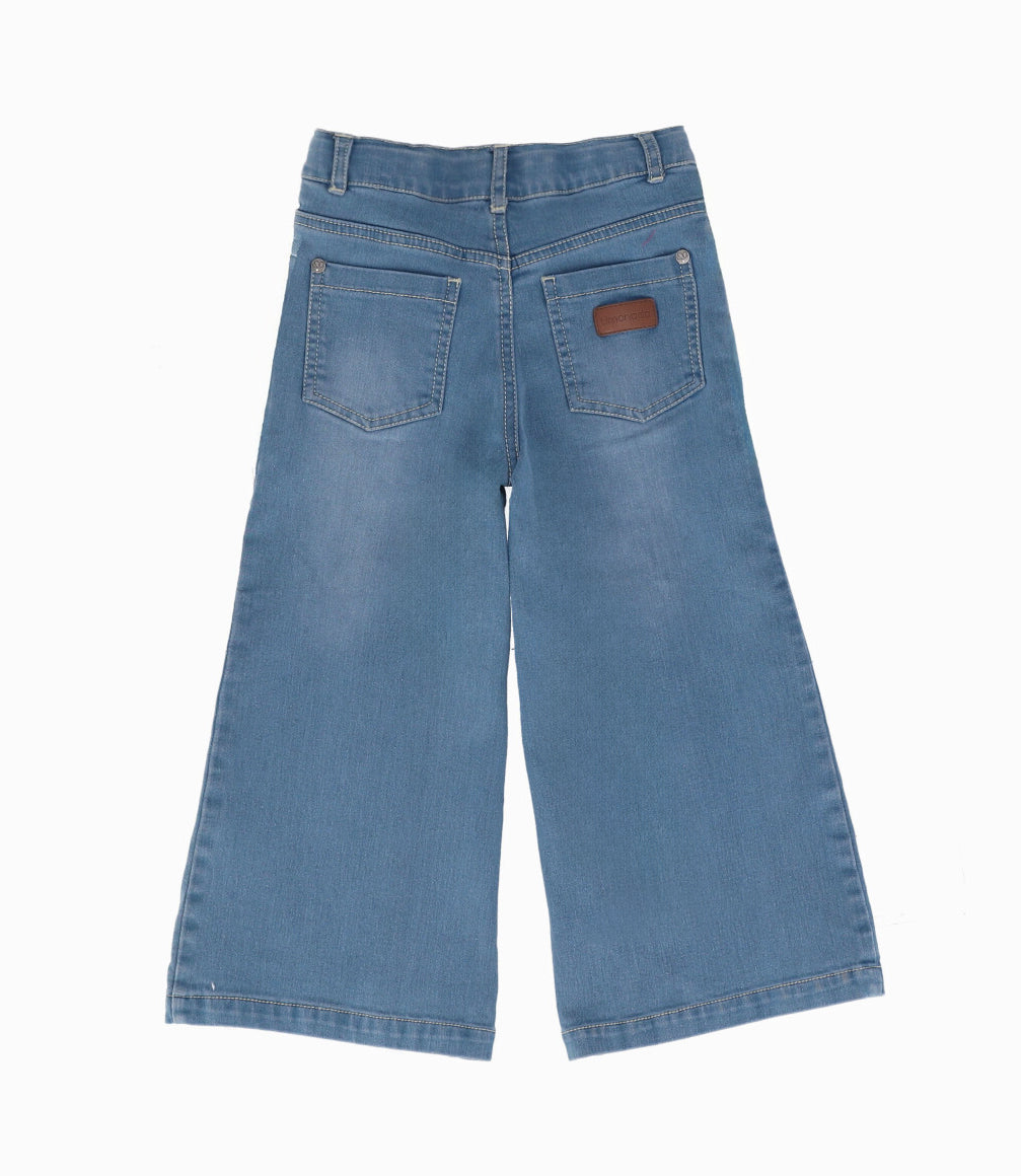 Jeans Niña Acampanados Con Bordado