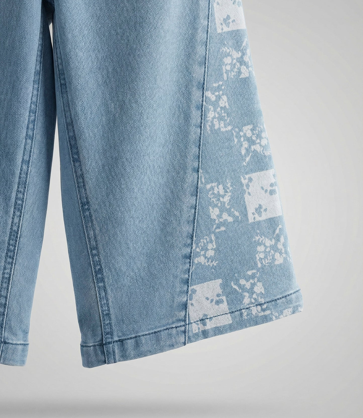 Jeans niña con flores y brillos