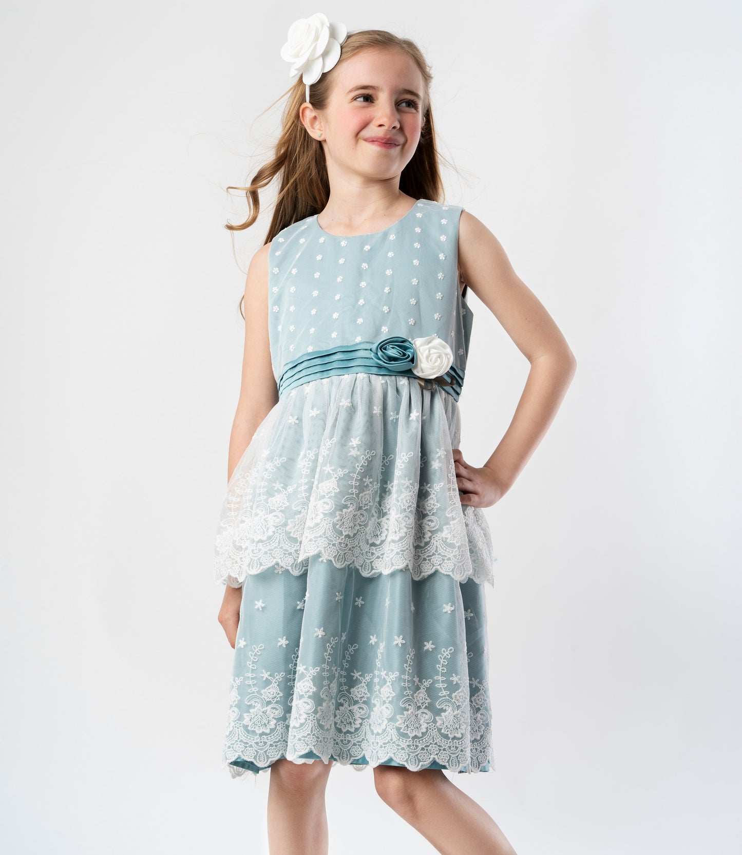 Vestido niña de tul bordado