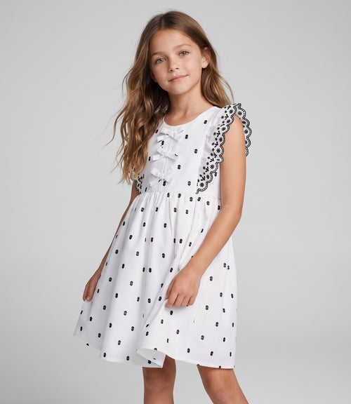 Vestido niña con bordados