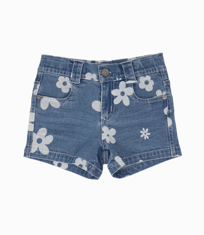 Short niña con flores