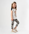 Conjunto niña con estampado y flores