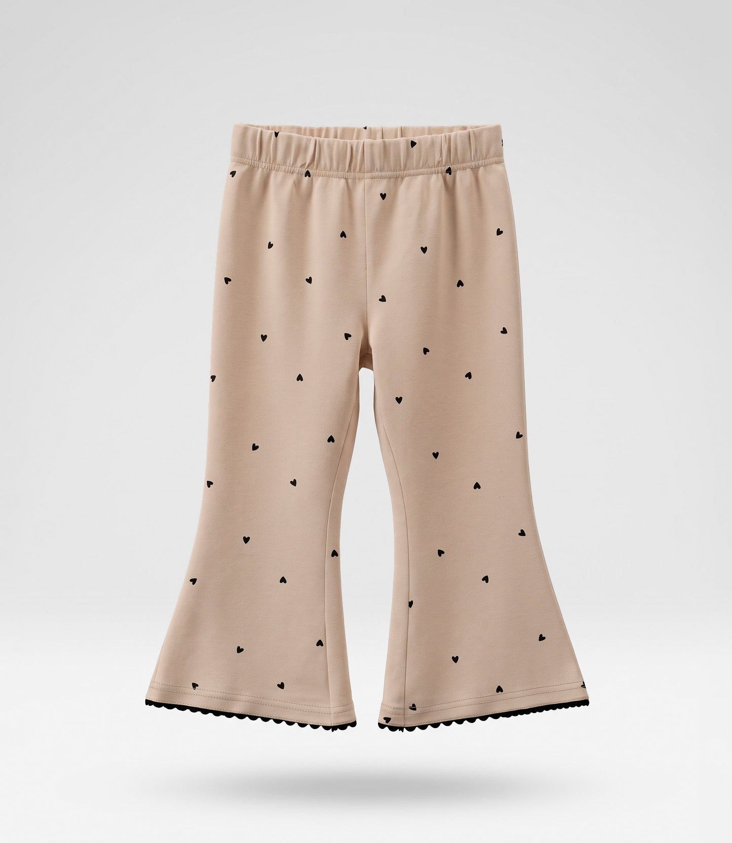 Conjunto niña con corazones 2 años / Beige