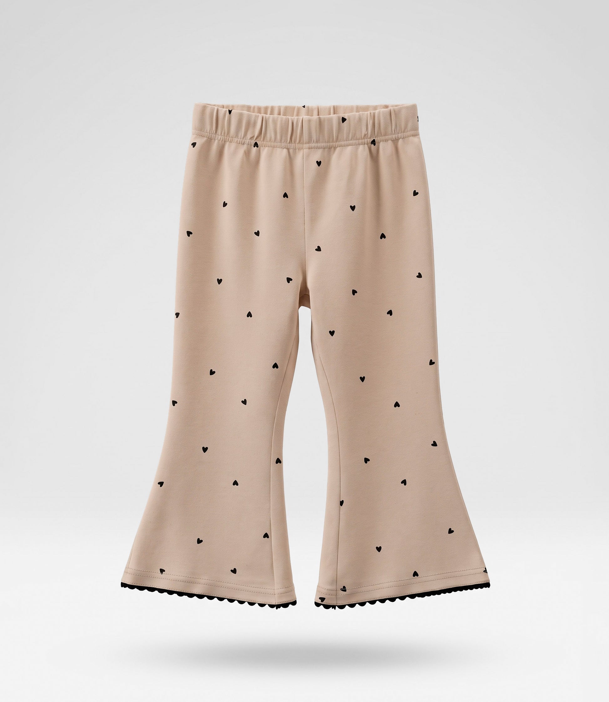 Conjunto niña con corazones 2 años / Beige