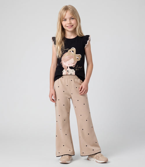 Conjunto niña con corazones