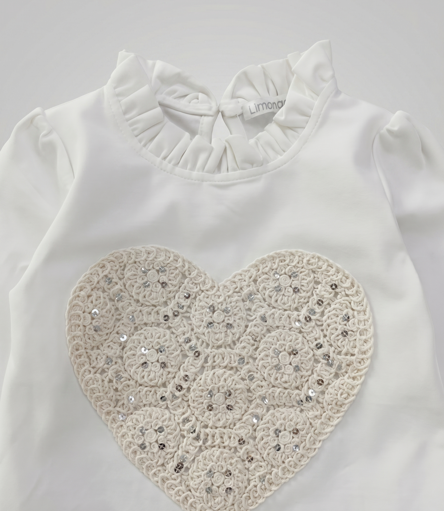 Polera bebé con corazón en macramé 3 meses / Crudo