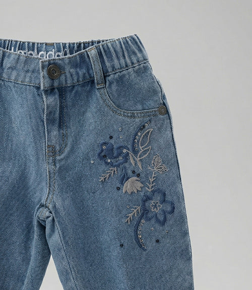 Jeans bebé con flores