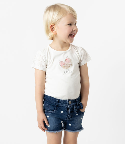 Short bebé con flores bordadas