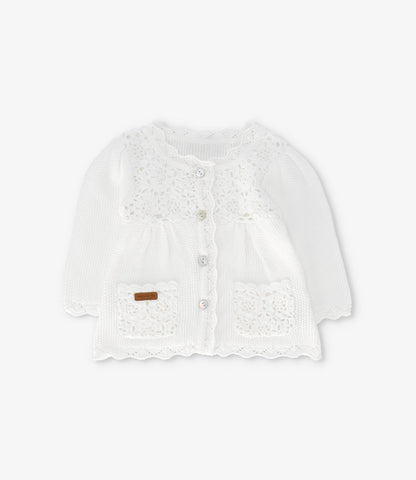 Chaleco recién nacida tejido