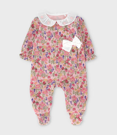 Enterito recién nacida floreado