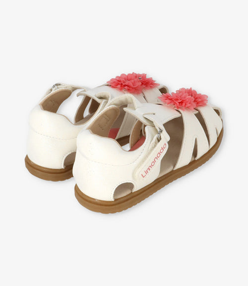 Sandalia niña con flores