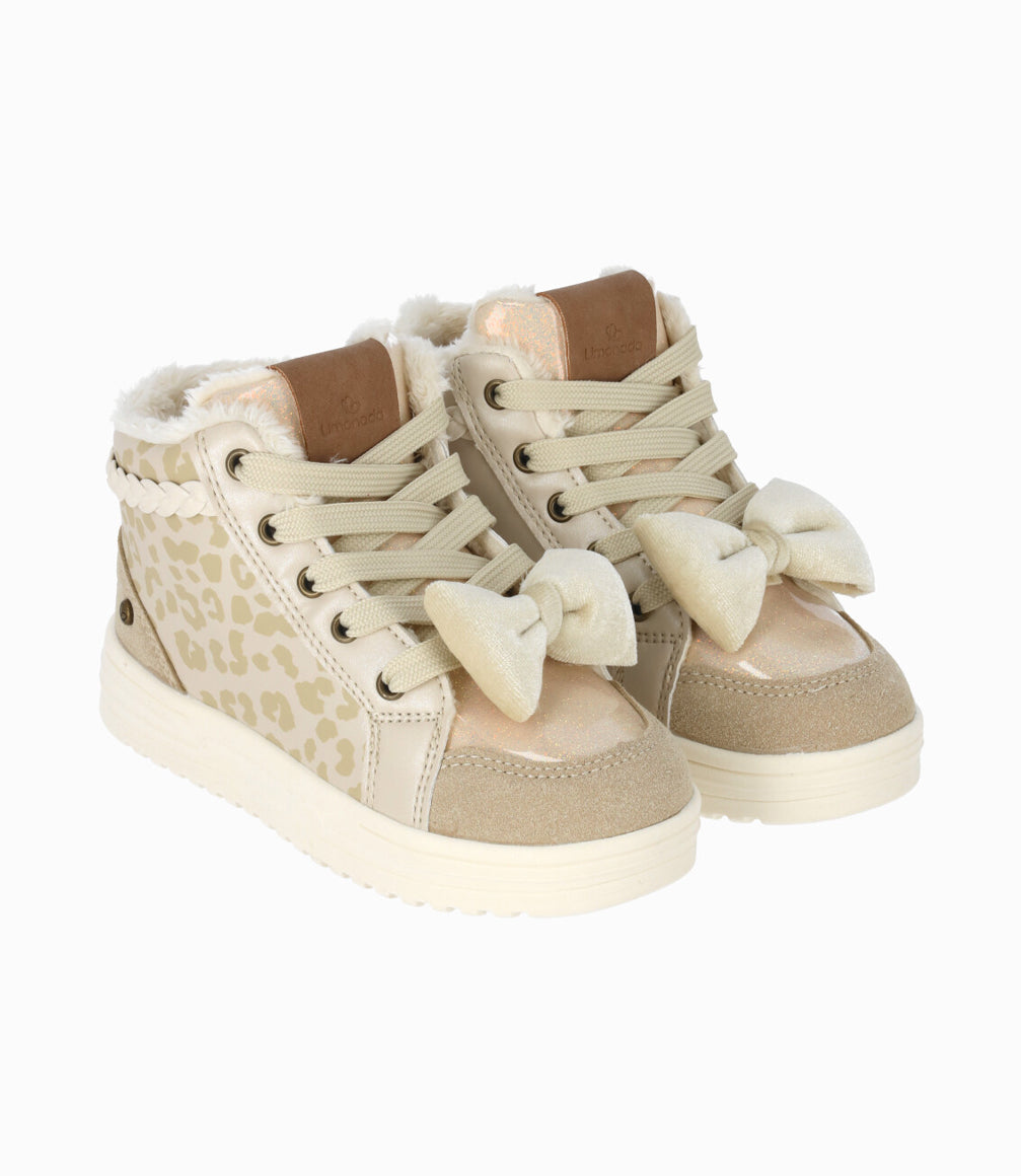 Zapatilla niña animal print
