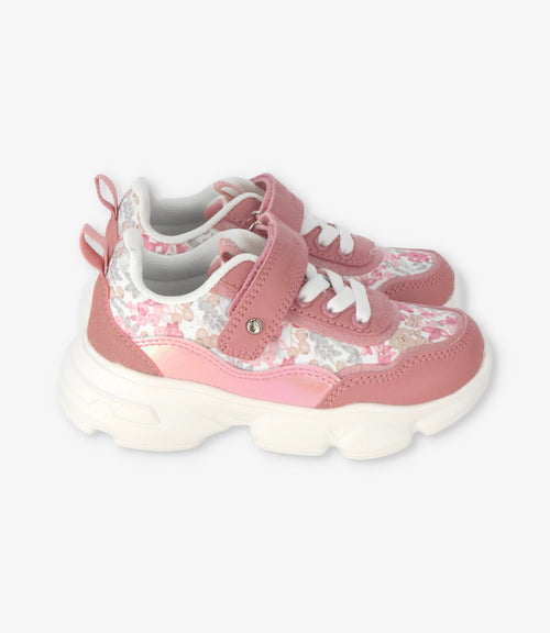 Zapatilla niña con flores