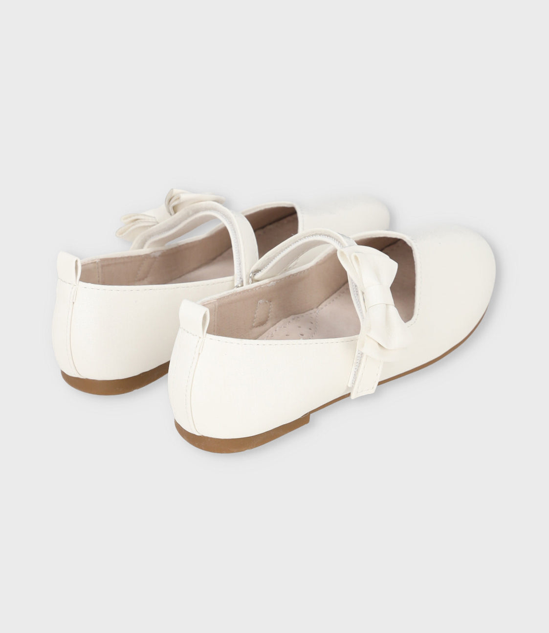 Bailarina niña con lazo 27 / Blanco