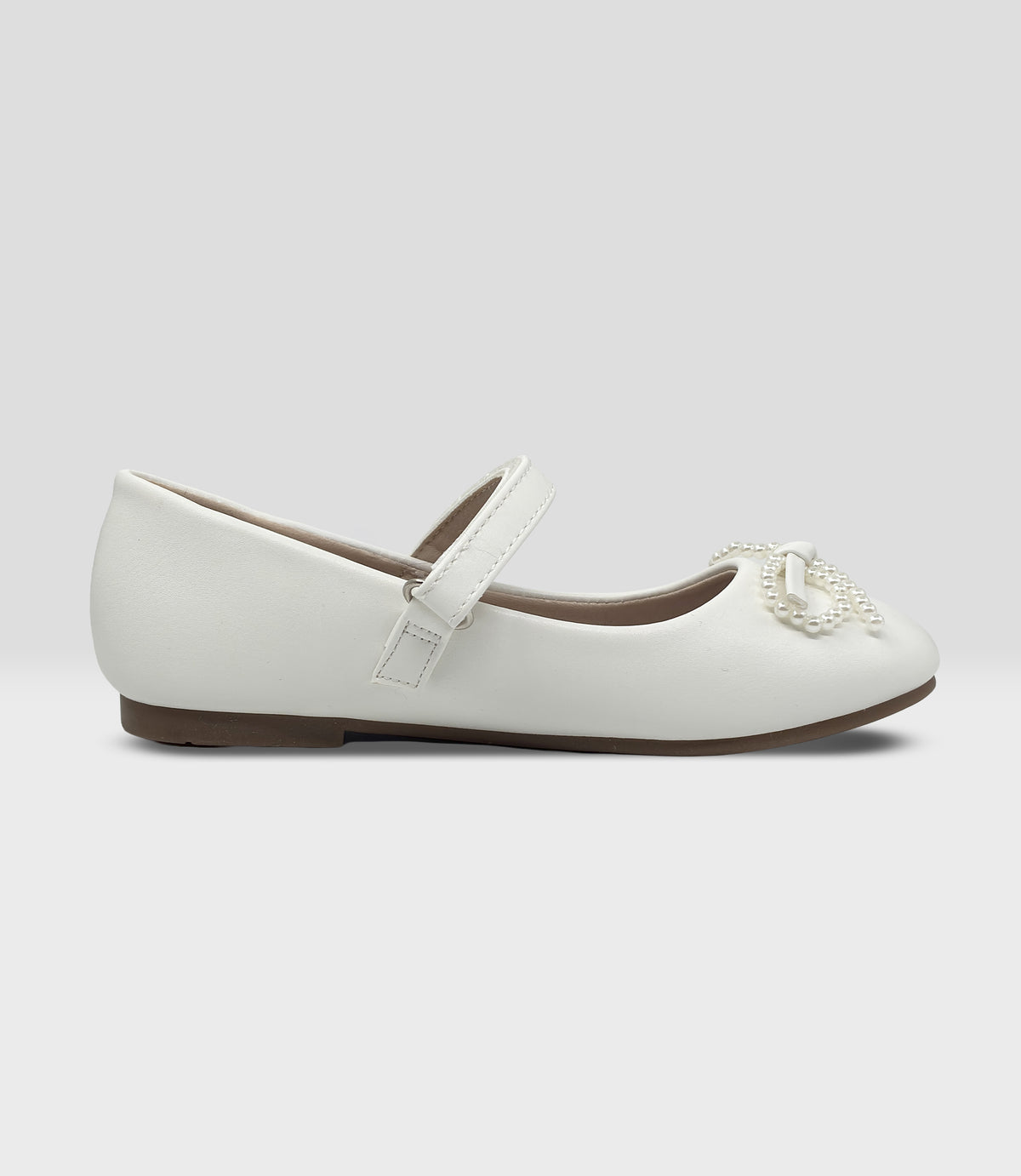 Bailarina niña con perlas 27 / Blanco