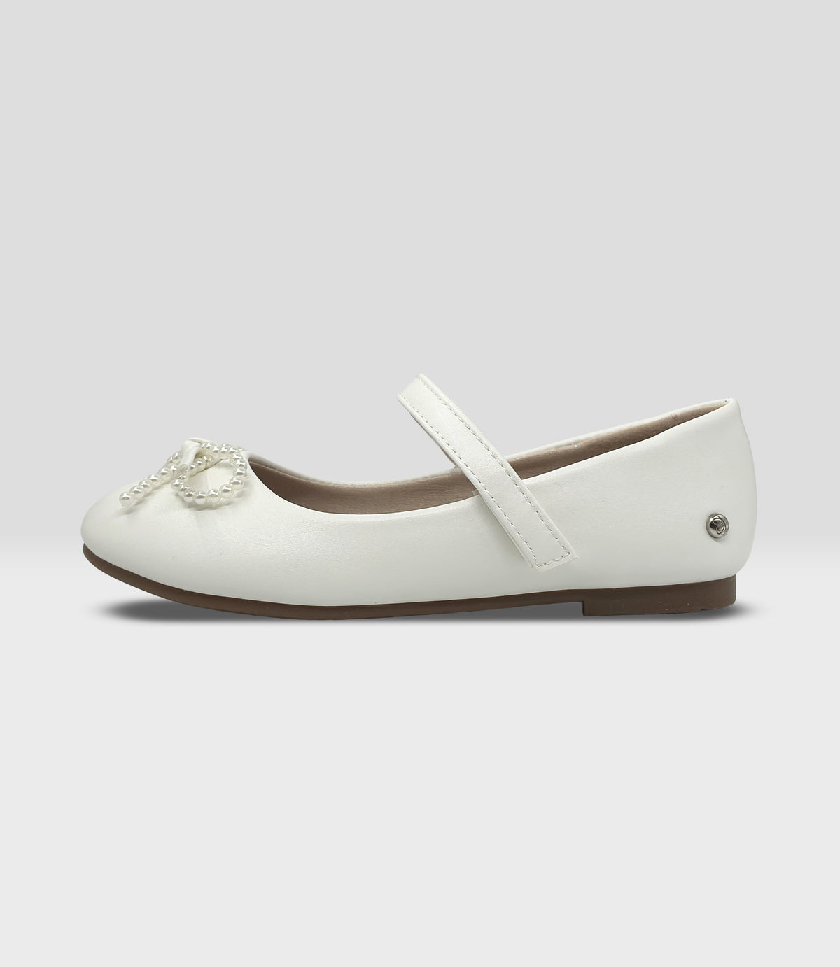 Bailarina niña con perlas 27 / Blanco