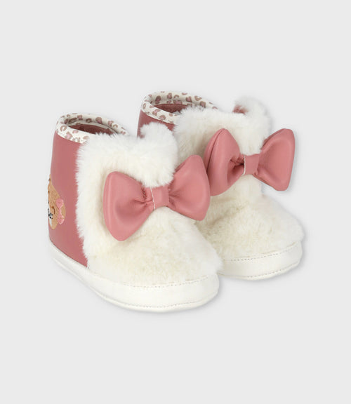 Bota recién nacida con osito 15 / Rosado