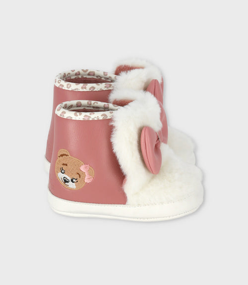 Bota recién nacida con osito 15 / Rosado