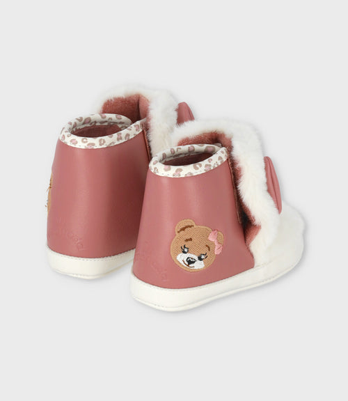 Bota recién nacida con osito 15 / Rosado