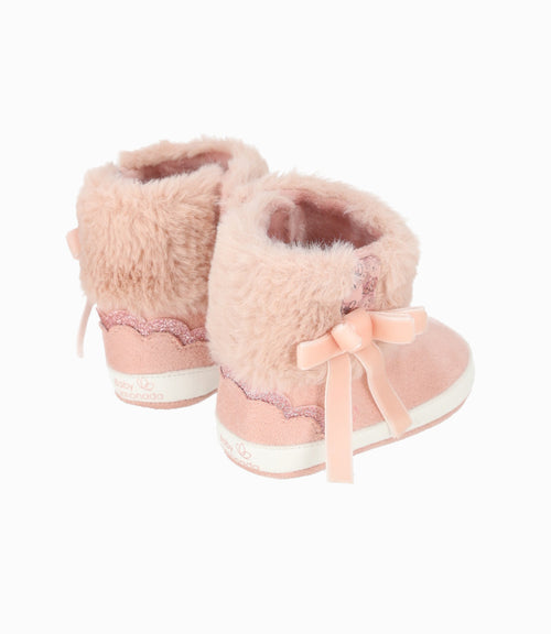 Bota recién nacida con lazo 15 / Rosado
