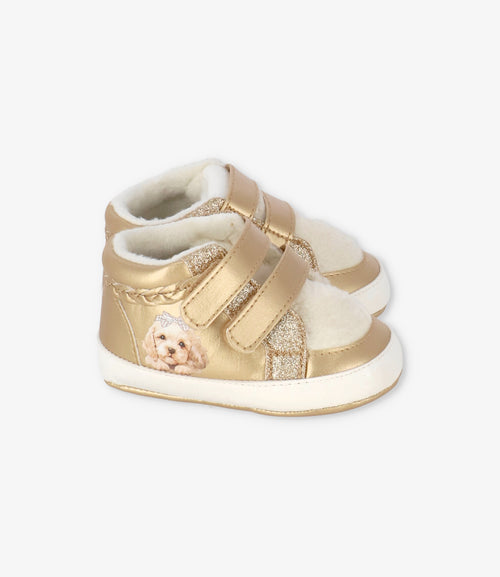 Botín recién nacida con perro 15 / Dorado