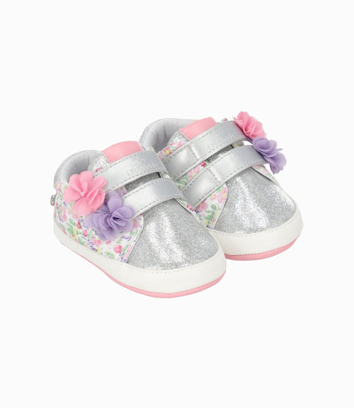 Zapatilla recién nacida con flores 15 / Rosado