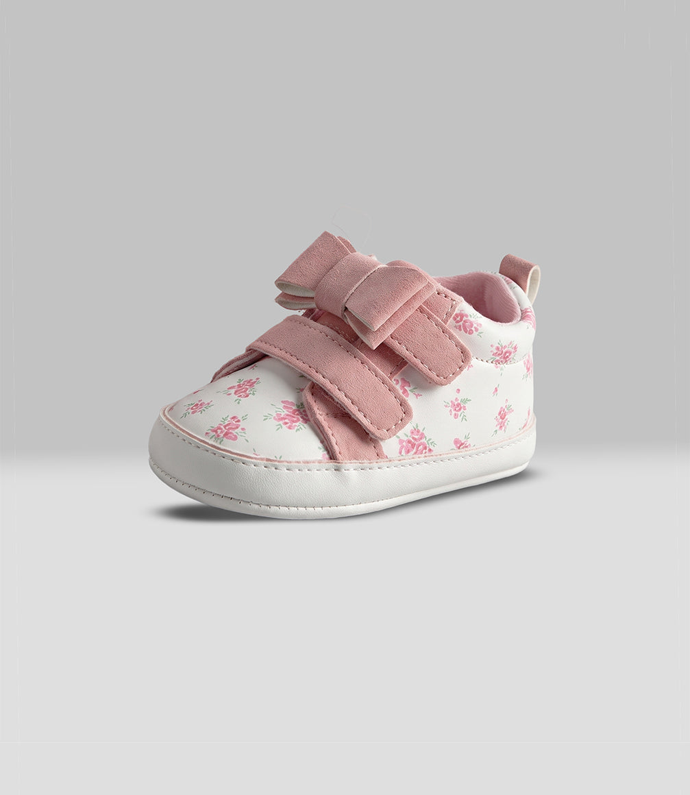 Zapatilla recién nacida floreada 15 / Rosado